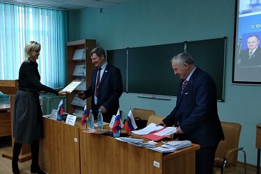 Студентам – об известном политике, депутате